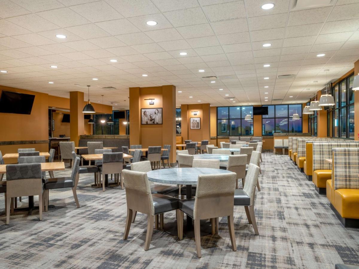 Hilton Garden Inn Jeffersonville, In Экстерьер фото